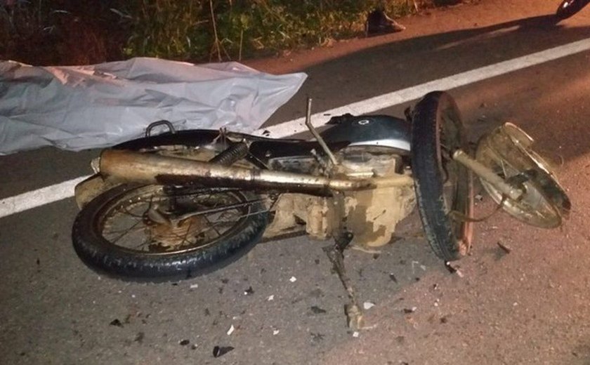 Um homem morre e dois ficam feridos em colisão envolvendo duas motocicletas