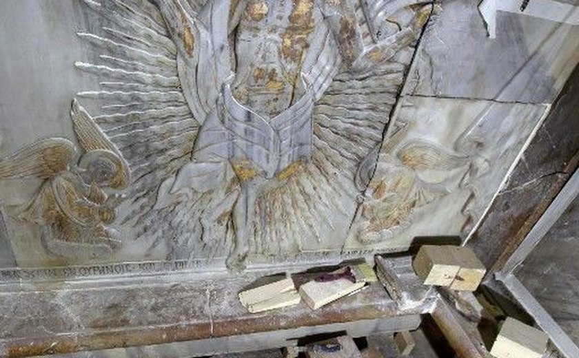Túmulo de Jesus é aberto pela primeira vez em pelo menos dois séculos