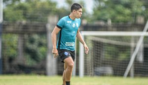 CSA anuncia contratação do volante Calebe Costa, ex-Cuiabá