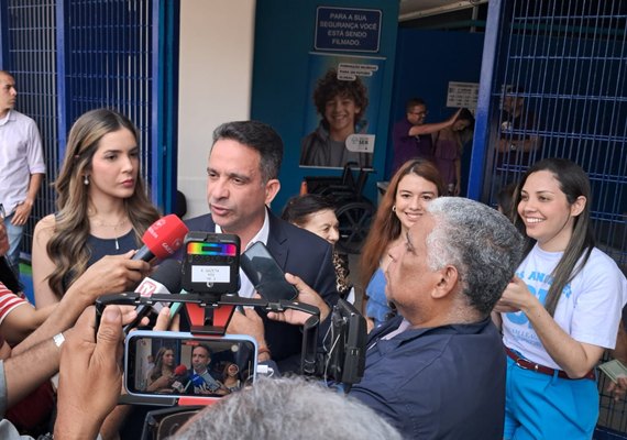 Paulo Dantas vota cedo e destaca importância da participação nas eleições