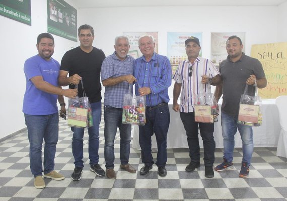 Pindorama recebe elogios de prefeito de Maragogi durante visita a Cooperativa