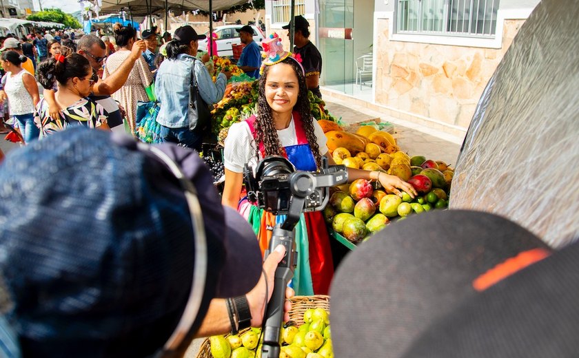 Contadora de estórias é protagonista de curta-metragem gravado em São José da Tapera