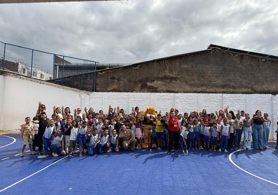 Educação leva às escolas ações de prevenção às drogas e à violência