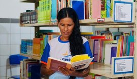 Do medo à coragem: aos 51 anos, dona de casa volta a estudar e quer escrever a própria história