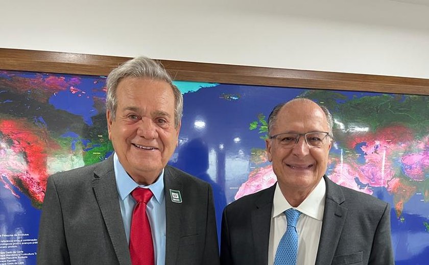 Vice-governador se encontra com presidente em exercício Geraldo Alckmin e fala sobre potencial turístico de AL