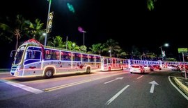 Carreata natalina encanta maceioenses e turistas na orla