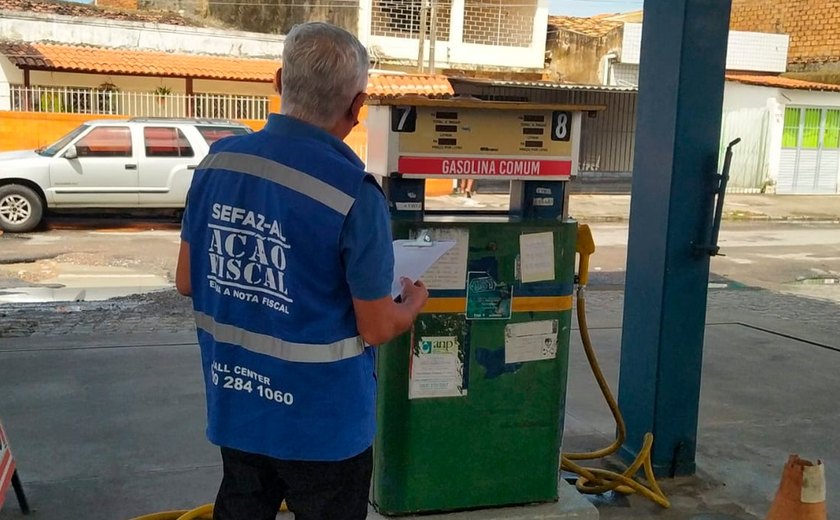 Sefaz Alagoas realiza operação em posto de gasolina em Maceió