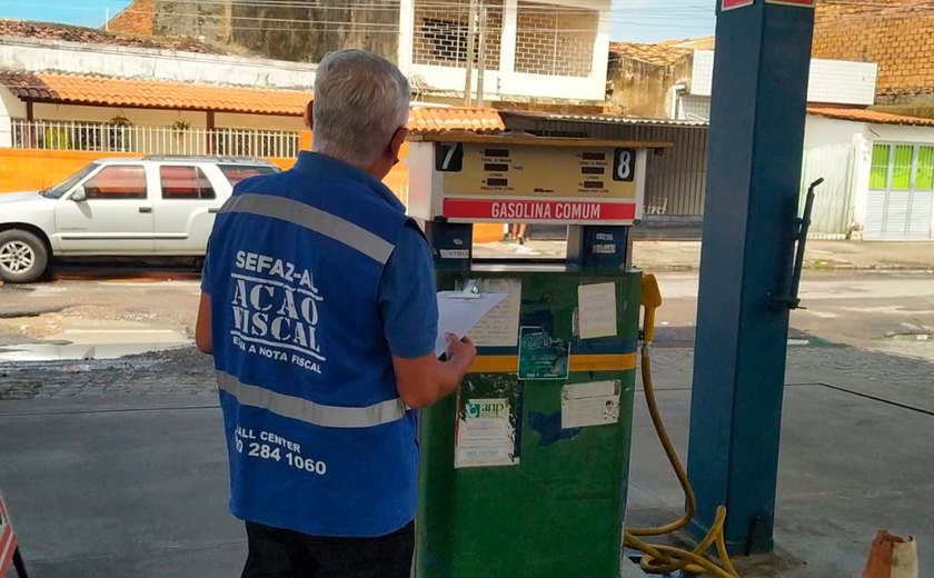 Sefaz Alagoas realiza operação em posto de gasolina em Maceió