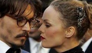 Johnny Depp implora nova chance para esposa com quem foi casado por 14 anos