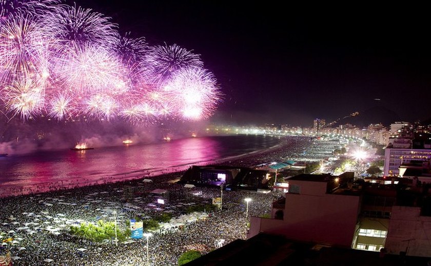 Festas de fim de ano devem atrair mais de 10 milhões de pessoas e movimentar turismo no país