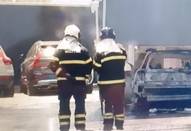 Incêndio destrói carro elétrico dentro de concessionária em Maceió