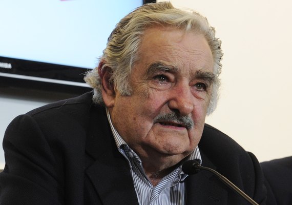 José Mujica, ex-presidente do Uruguai, é eleito senador