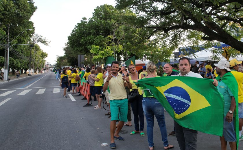 Paulo Dantas determina que forças de segurança de Alagoas sigam decisão do STF e desbloqueiem vias