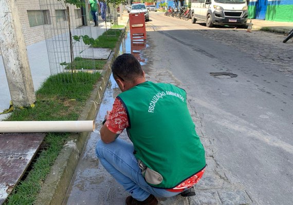 Operação identifica lançamento irregular de esgoto e autua construtora