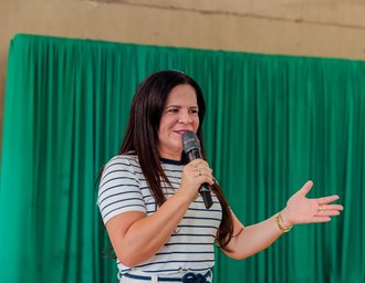 Justiça Eleitoral cassa prefeita e vice de Barra de Santo Antônio por abuso de poder e compra de votos