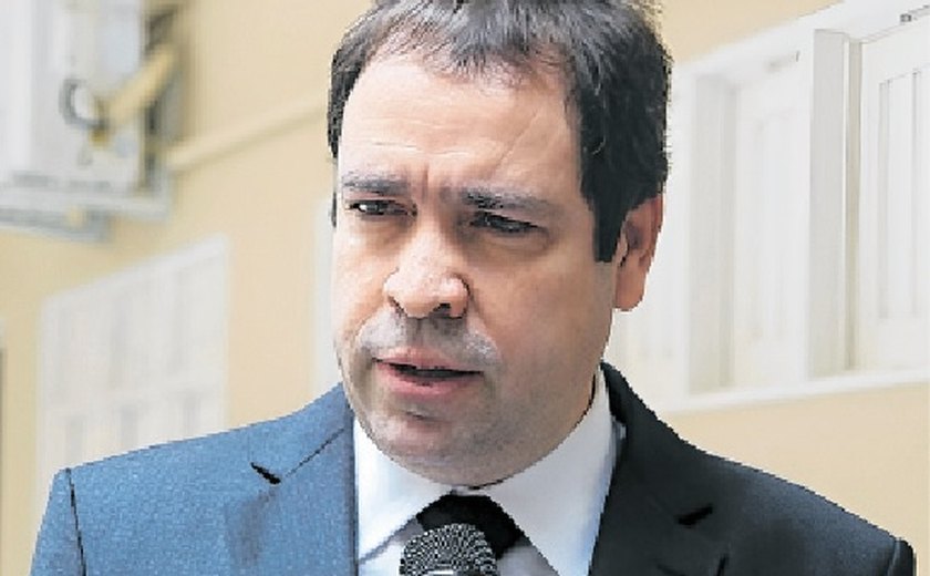 Justiça Eleitoral multa TDL por pesquisa irregular