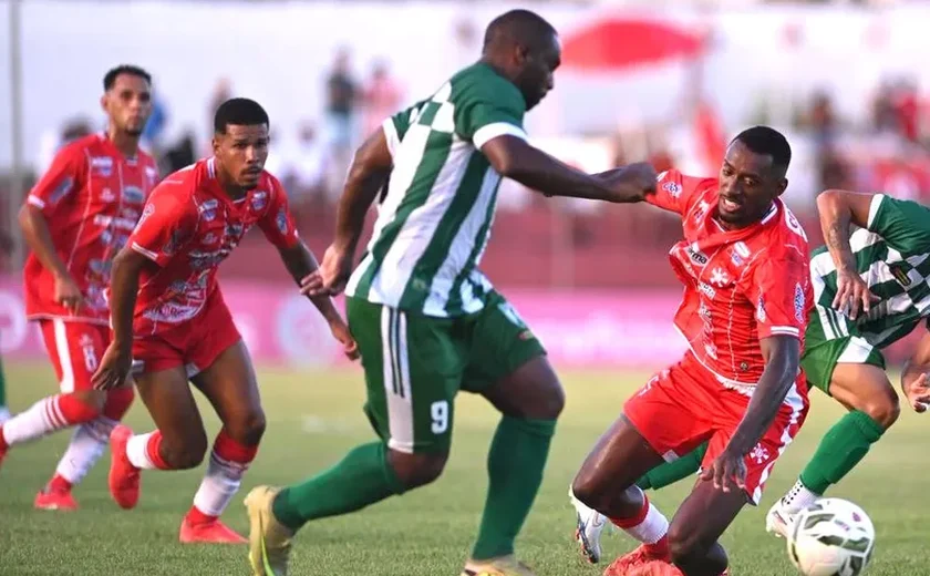 Penedense e Murici ficam no empate sem gols em duelo de pouca inspiração ofensiva