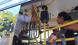 Empresas podem ter ônibus recolhidos por manterem catraca alta