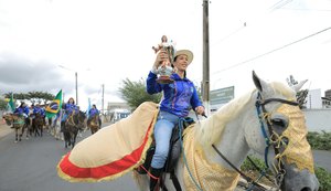 Cavalgada da padroeira de Arapiraca mantém tradição iniciada há 159 anos