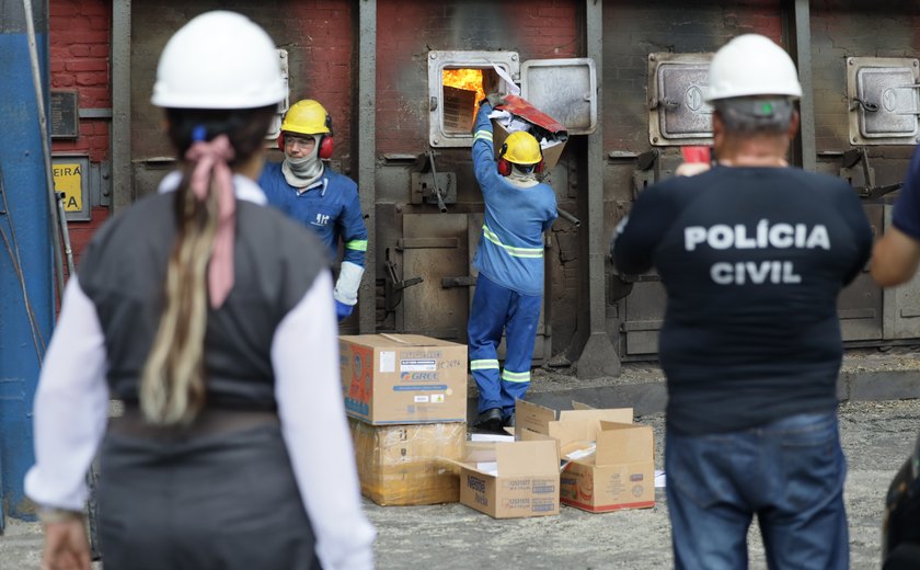 Ministério Público de Alagoas acompanha incineração de drogas em Rio Largo