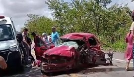 Motorista morre após bater com o carro em árvore em Maribondo