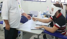 Luciano vota e agradece apoio e confiança do povo de Arapiraca