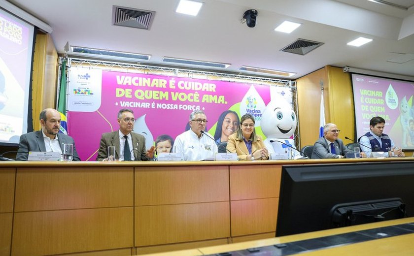 Governo do Brasil lança campanha para vacinar crianças e adolescentes de até 15 anos
