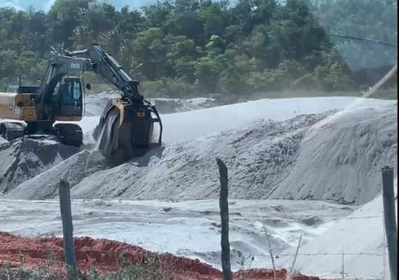 Laudo da Defesa Civil sobre rachaduras em Feliz Deserto é contestado