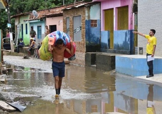 Número de pessoas atingidas pelas chuvas em Alagoas passa de 39 mil, diz boletim