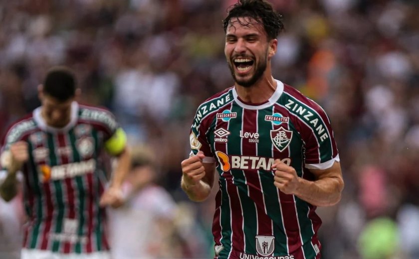 Fluminense vence o Internacional no Maracanã e entra no G4 do Brasileirão