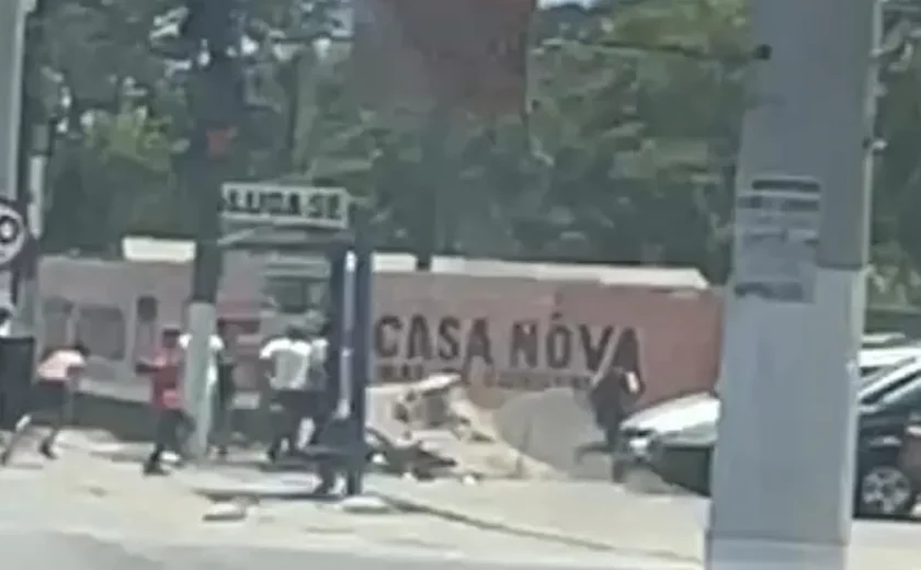 Brigas entre torcedores marcam clima tenso antes do Clássico das Multidões em Maceió