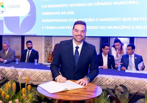 Chico Filho é eleito por unanimidade presidente da Câmara de Maceió