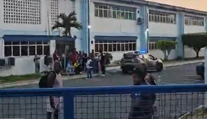Eleitores relatam urnas fechadas e falta de transporte em Salvador