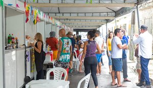 Comerciantes dos Flexais participam de feira na Praça Multieventos