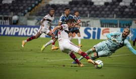 Flamengo vira sobre o Grêmio no segundo tempo e vence na Arena