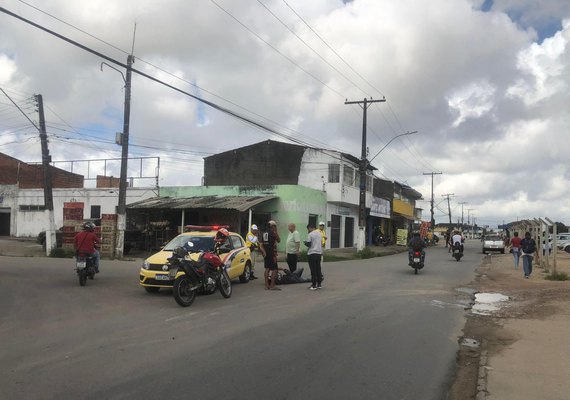 Ronda no Bairro atende ocorrência de atropelamento e invasão de carro a mercadinho no Benedito Bentes