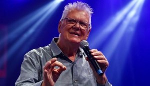 Viver mais é o novo desafio: Prof. Gretz chega a Arapiraca para falar sobre longevidade