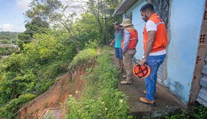 Defesa Civil monitora áreas de risco e atende chamados em decorrência das chuvas em Maceió