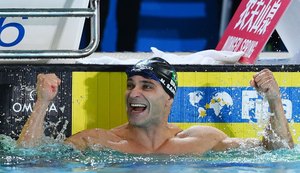 Aos 42 anos, Nicholas Santos é tetracampeão mundial nos 50m borboleta