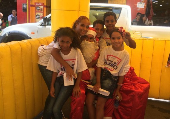 Projeto na Nossa Rua Tem e Revista Class Magazine promovem Natal Solidário