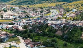 Quebrangulo promove uma quarta-feira de celebrações natalinas, saúde e planejamento comunitário