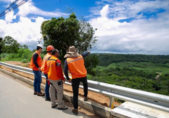 Defesa Civil de Maceió realiza monitoramento de voçoroca em Rio Largo