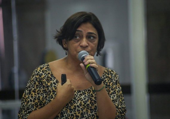 Chá de Memória debate política de cotas em cursos de Medicina em universidades