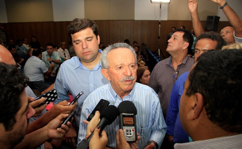 Benedito de Lira (PP) garante vontade em disputar reeleição para o Senado