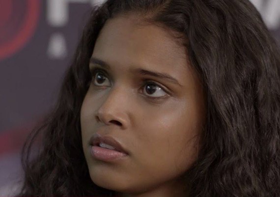 'Malhação': Toninho causou prisão de Joana como prostituta. 'Roubou gringo'