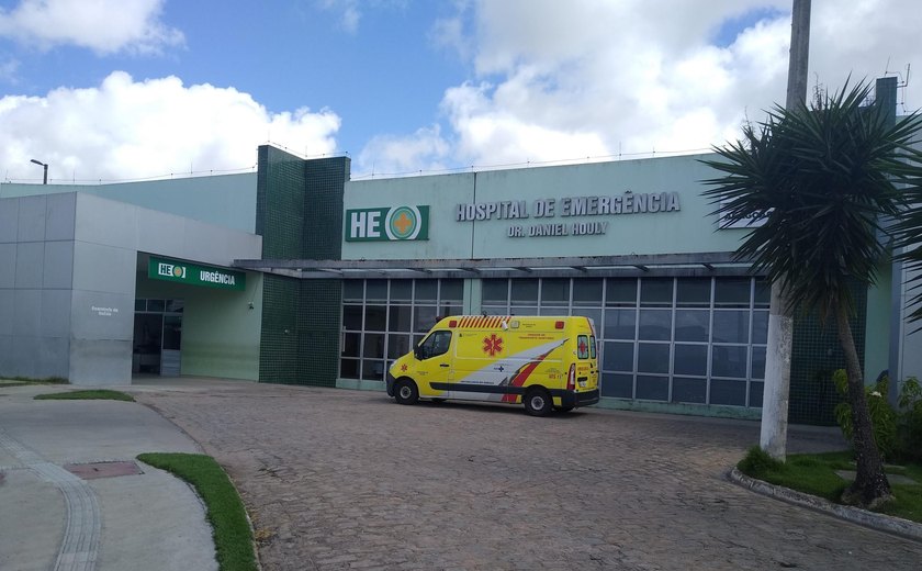 Hospital de Emergência do Agreste promove 3ª edição do 'AVC na Praça'