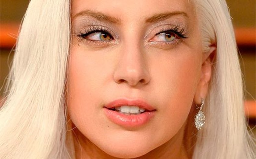 Lady Gaga devolveu anel de noivado para ex antes de namoro com empresário