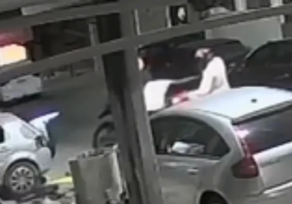 Polícia Civil divulga imagens de tentativa de homicídio na Jatiúca, em Maceió