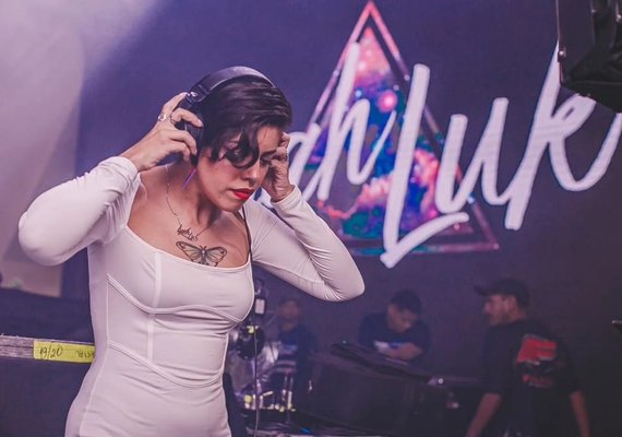 Ensaios de Carnaval: Naná Martins e Dj Liah Luk se apresentam no Jaraguá neste domingo