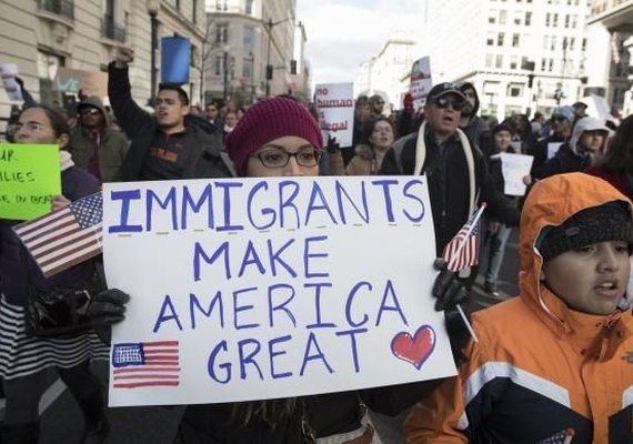 'Um Dia sem Imigrantes' paralisa empresas e serviços nos EUA